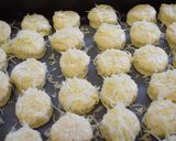 A picture of step 3 of Grandma's cheesy treat.