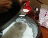 Strawberry Meringue cookies recipe step 2 photo