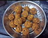 A picture of step 5 of Delhi Wali Khasta Kachori.