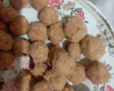Foto langkah ke 3 dari resep Bola Bola Coklat.