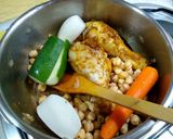Foto del paso 2 de la receta: Cuscús con pollo y verduras