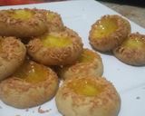 Foto langkah ke 10 dari resep Lemon thumbprint cookies.