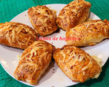 Foto del paso 6 de la receta: Cañas de hojaldre con champiñones, jamón york, queso y virutas de jamón serrano