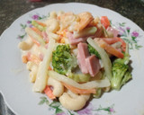 Foto del paso 5 de la receta: Coditos en salsa cremosa con camarones