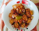 A picture of step 5 of CHINESE LOTUS ROOT STIR FRY (Lotus stem stir fry).