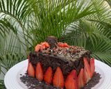 A picture of step 8 of Choco-overloaded cake.