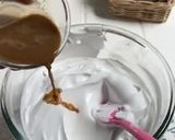 Foto langkah ke 2 dari resep Avocado Affogato.