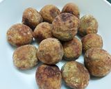 A picture of step 2 of Raw Banana Kofta Curry.