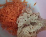 Foto langkah ke 1 dari resep Egg Chicken Roll with Carrot.