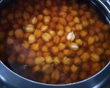 A picture of step 2 of Choley bhature.
