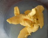Foto langkah ke 1 dari resep Kue Semprit Tapioka Khas Bangka (3 Bahan).