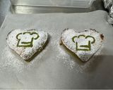 A picture of step 9 of Cookpad Valentine Matcha Heart Cake.