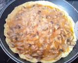 Foto del paso 5 de la receta: Tortilla de champiñones y cebolla
