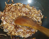 A picture of step 1 of Chicken Qorma.