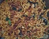 Foto langkah ke 4 dari resep Mie Goreng.