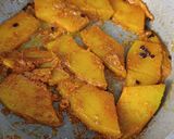 A picture of step 5 of Pumpkin Masala Fry.