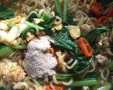 Foto langkah ke 5 dari resep Mie dog dog ala borju jogja.