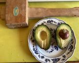 A picture of step 1 of California Farm Avocado Pit & Peel Tea.