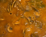 Foto del paso 6 de la receta: Dados de ternera con champiñones y puré de patatas ("Estilo fricandó")