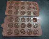 કોફી ક્રેકર્સ ચોકલેટ (Coffee crackers Chocolate) રેસીપી સ્ટેપ2ફોટો