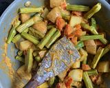 A picture of step 4 of Drumstick potato curry.