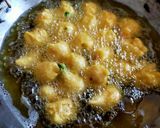 A picture of step 2 of Moong and Urad daal Pakodi.