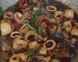 Foto langkah ke 5 dari resep Cumi Saos Mentega Enak dan mudah.