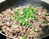 雙椒味噌香菇肉燥的食譜步驟5照片