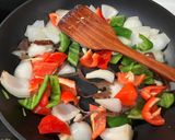 青紅椒洋蔥炒蛋的食譜步驟7照片