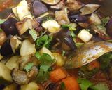 A picture of step 5 of Zucchini & aubergine curry.