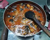 A picture of step 2 of Gobhi Aloo Baingan.