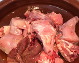 Foto del paso 2 de la receta: Conill amb ceba/ Conejo con cebolla