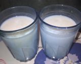 बनाना मिल्क शेक (Banana milk shake recipe in Hindi) रेसिपी चरण 4 फोटो