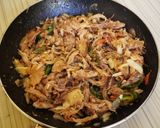 Foto langkah ke 2 dari resep Bebek Suwir Pedas.