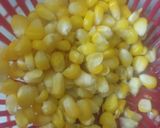 A picture of step 5 of Cheesy corn garlic bread.