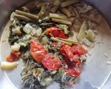 A picture of step 2 of Herbal winter soup.