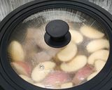 A picture of step 9 of Apple pork ribs soup.