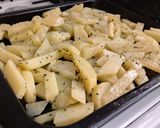 Foto del paso 2 de la receta: Papas al Horno c/ Muzzarella y Orégano