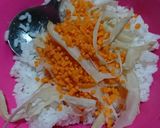 Foto langkah ke 3 dari resep Bola Nasi Keju (jamur+wortel+abon).