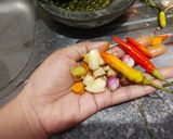 Foto langkah ke 1 dari resep Ikan mas bumbu kuning.