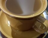 A picture of step 2 of Lemon grass tea.