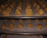 Foto langkah ke 6 dari resep Corn Flake Cookies.