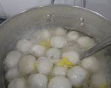 Hình bước làm 5 của món Chè bột lọc bọc heo quay