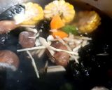 Hình bước làm 3 của món Canh rong biển ngũ sắc