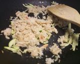 A picture of step 3 of Trofei al granchio e zafferano trofei with saffron and crab.