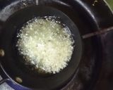 A picture of step 7 of Khatta dhokla.