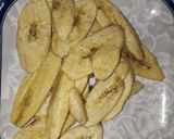 A picture of step 2 of Fried Plantain with Egg Omelet.