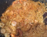 Foto del paso 4 de la receta: Spaguettis de calabacín con gambas y queso Parmesano
