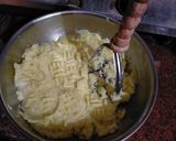 બટાકાના સમોસા (Potato Samosa Recipe In Gujarati) રેસીપી સ્ટેપ2ફોટો