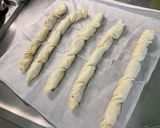 Une image de l'étape 4 de Feuilletés épicés aux minis saucisses, origan, moutarde fine et parmesan.